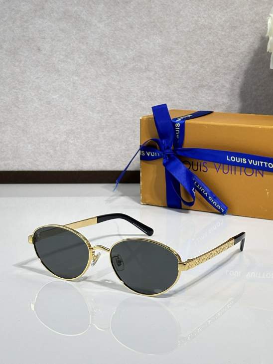 Picture of Louis Vuitton Sunglasses _SKUfw76439538fw